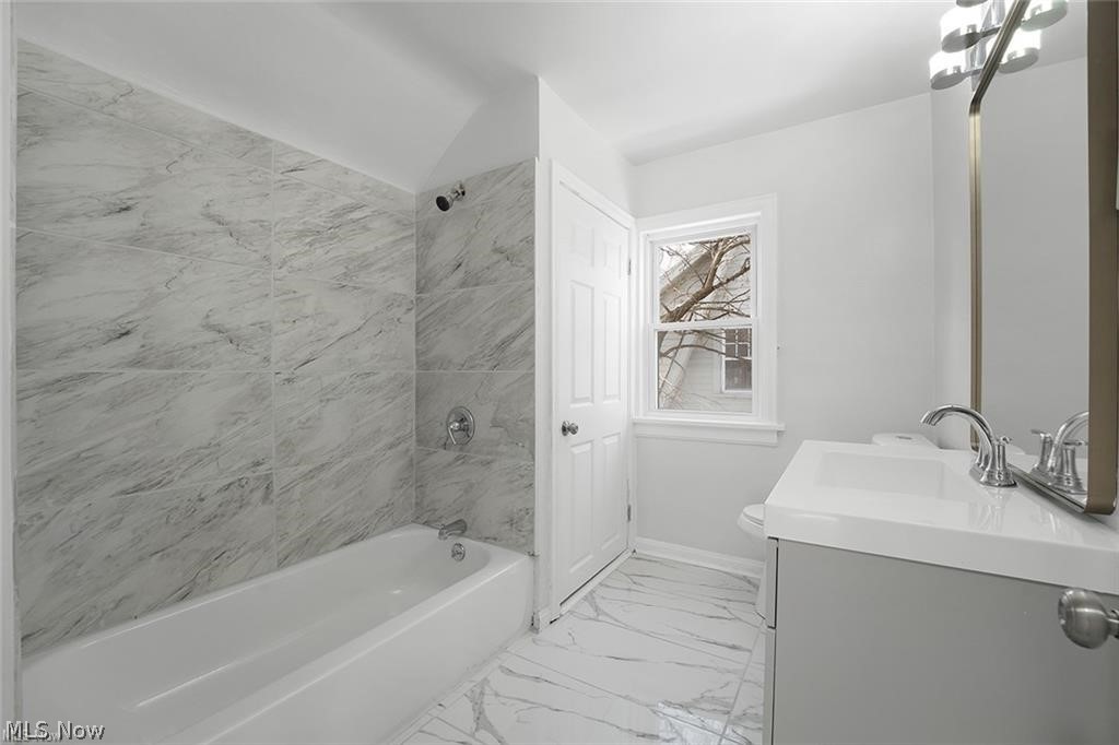 3406 Henderson Road Cleveland, OH 44112 - Photo 23 of 34