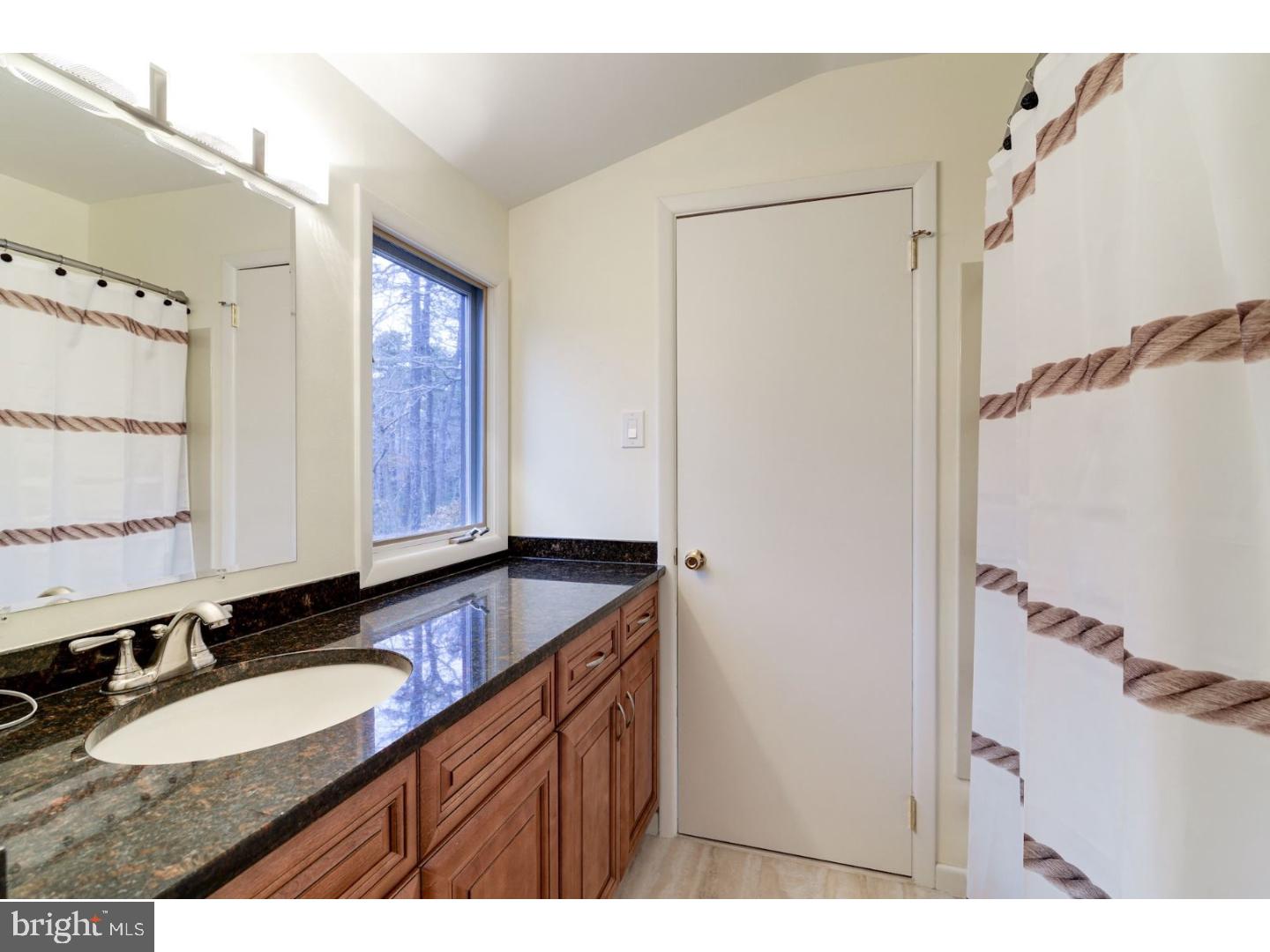 839 Powell Road Tabernacle, NJ 08088 - Photo 18 of 25 Bathroom