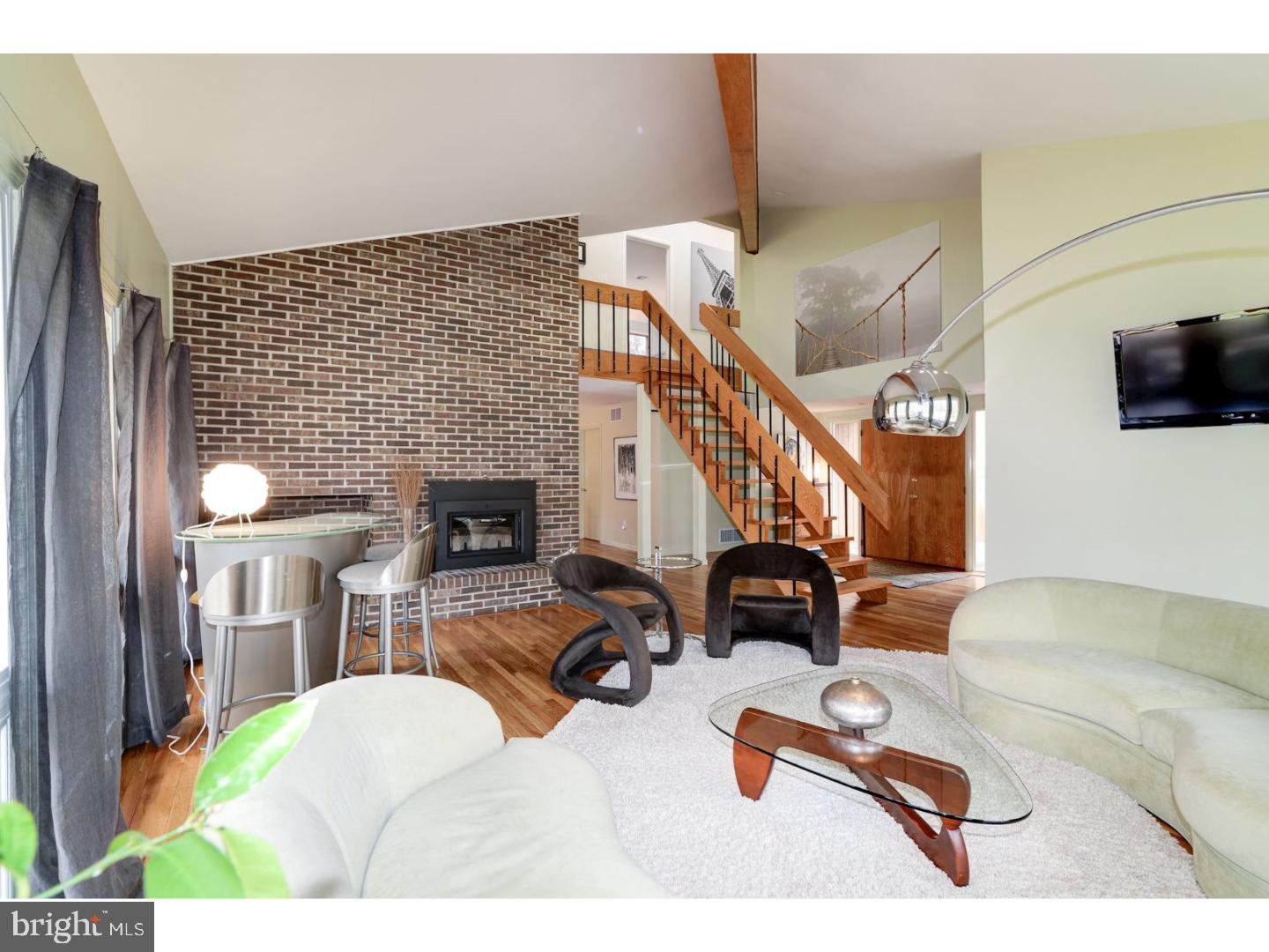 839 Powell Road Tabernacle, NJ 08088 - Photo 5 of 25 Living Room
