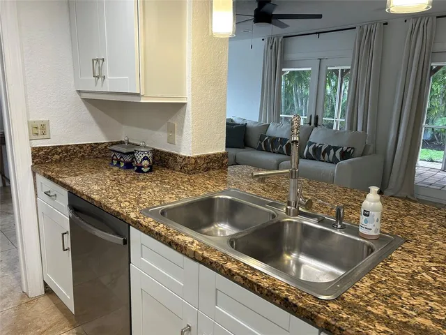 $10,000 | 4431 Northeast 28th Avenue, Lighthouse Point, FL 33064