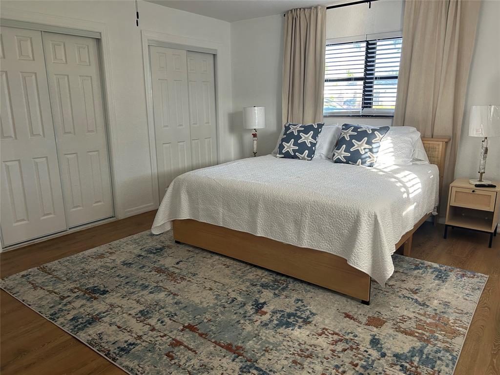 4431 Northeast 28th Avenue Lighthouse Point, FL 33064 - Photo 15 of 32