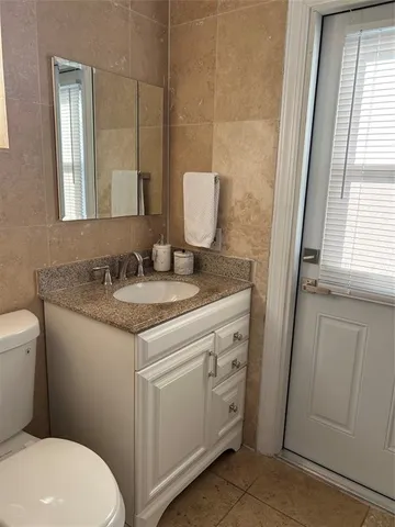 $10,000 | 4431 Northeast 28th Avenue, Lighthouse Point, FL 33064