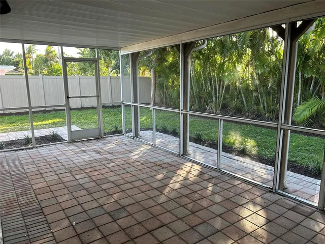$10,000 | 4431 Northeast 28th Avenue, Lighthouse Point, FL 33064