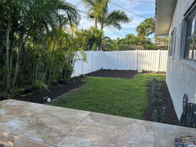 $10,000 | 4431 Northeast 28th Avenue, Lighthouse Point, FL 33064