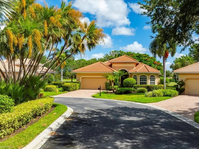 $899,000 | 6901 Bent Grass Drive, Naples, FL 34113