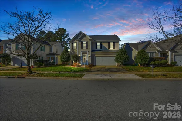 $370,000 | 5815 Waverly Lynn Lane, Charlotte, NC 28269