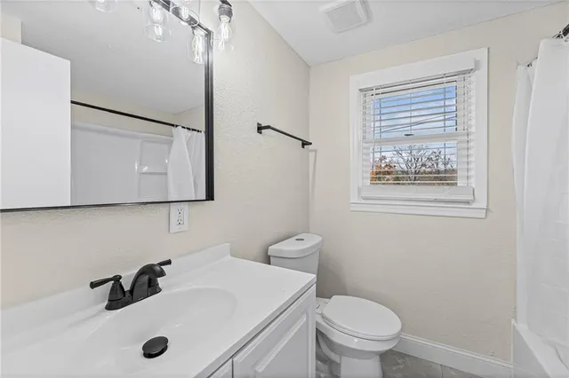 $300,000 | 13305 West 51st Street, Shawnee, KS 66216