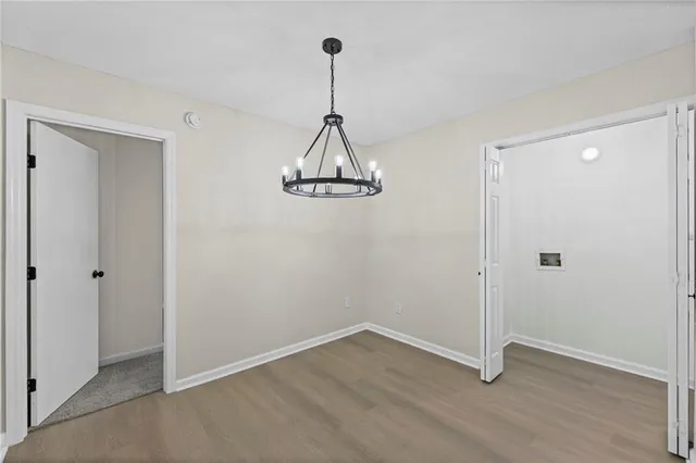 $300,000 | 13305 West 51st Street, Shawnee, KS 66216