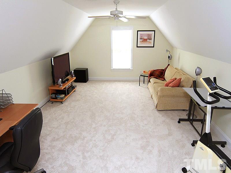 4804 Sweet Chestnut Lane Raleigh, NC 27610 - Photo 10 of 13 Gallery Image 10