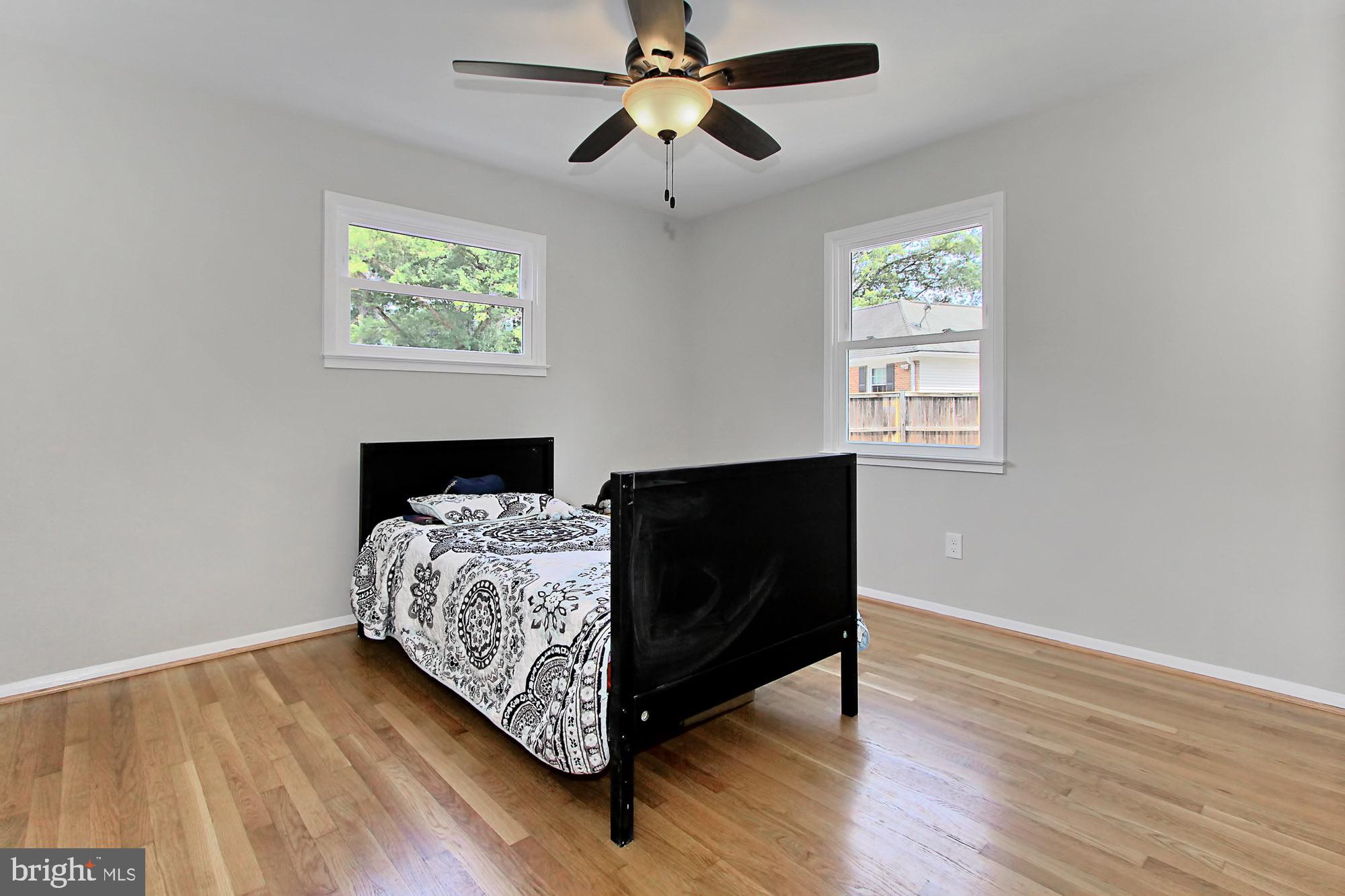 7845 Doane Court Springfield, VA 22152 - Photo 23 of 43 2nd Bedroom
