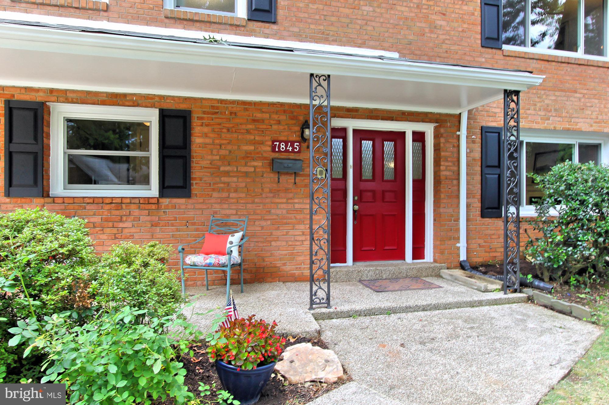7845 Doane Court Springfield, VA 22152 - Photo 4 of 43 Gallery Image 4