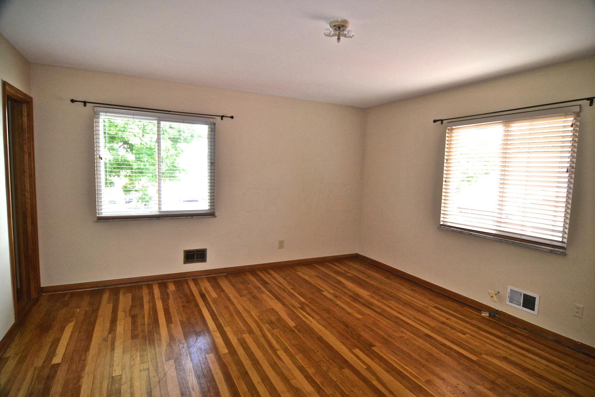 2874 Mt Holyoke Road, Unit 76 Columbus, OH 43221 - Photo 7 of 13