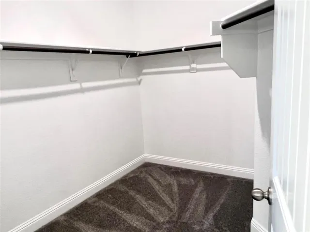 $2,490 | 537 Hillcrest Circle, Justin, TX 76247