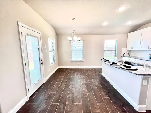 $2,490 | 537 Hillcrest Circle, Justin, TX 76247