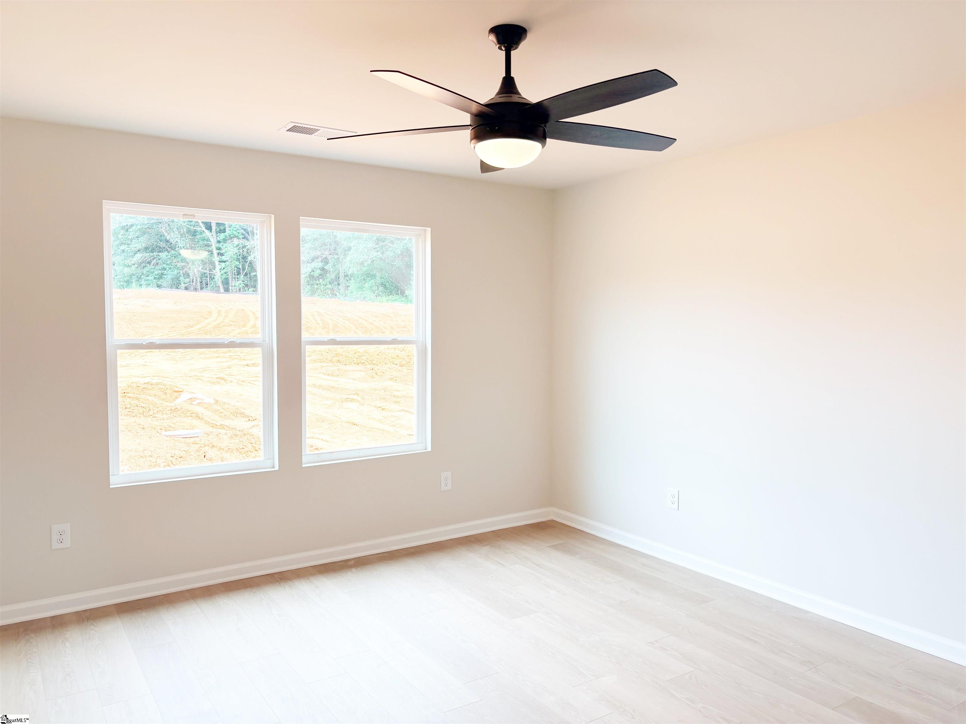 601 South Mountain View Road Greer, SC 29651 - Photo 14 of 33