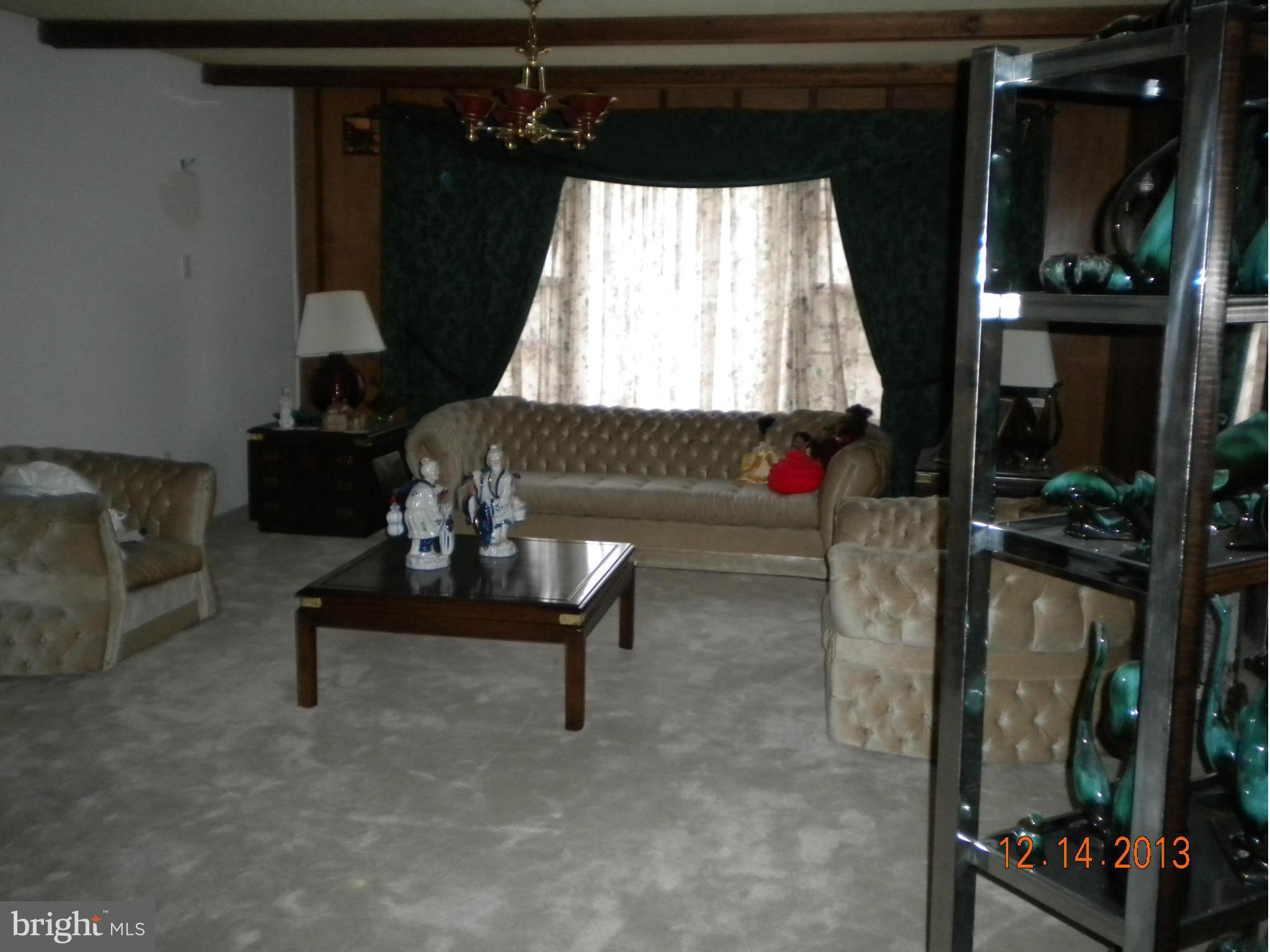 8653 Fort Foote Road Fort Washington, MD 20744 - Photo 6 of 15 Family Room
