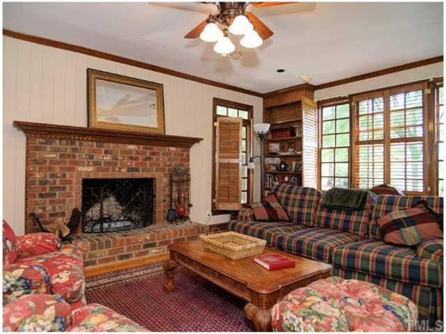 11913 Shooting Club Road Raleigh, NC 27613 - Photo 2 of 25 Den/Family/Great Room