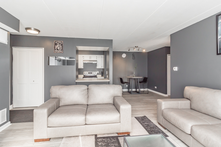 814 North River Road, Unit 2D Mount Prospect, IL 60056 - Photo 4 of 15 Gallery Image 4