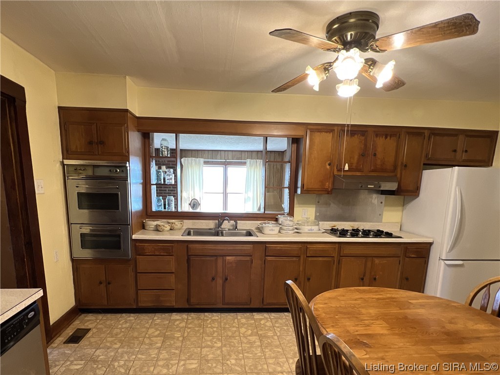 555 Heth Washington Road Southwest Corydon, IN 47112 - Photo 14 of 68
