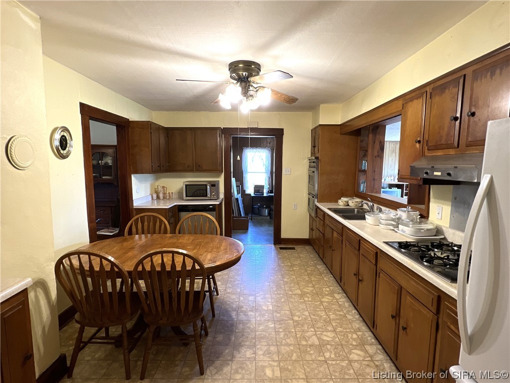 555 Heth Washington Road Southwest Corydon, IN 47112 - Photo 16 of 68