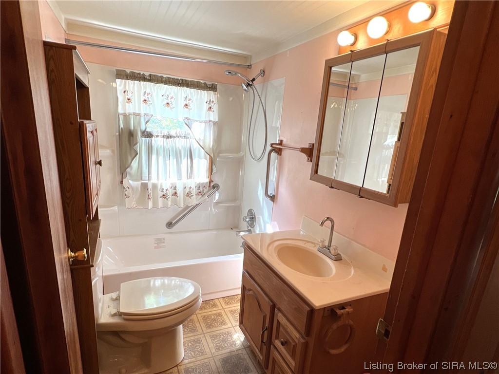 555 Heth Washington Road Southwest Corydon, IN 47112 - Photo 26 of 68