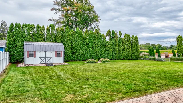 $247,500 | 1517 Sharon Road, Streator, IL 61364