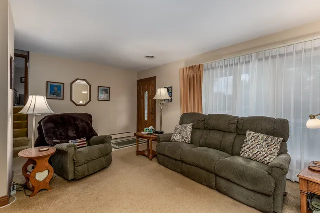 $247,500 | 1517 Sharon Road, Streator, IL 61364