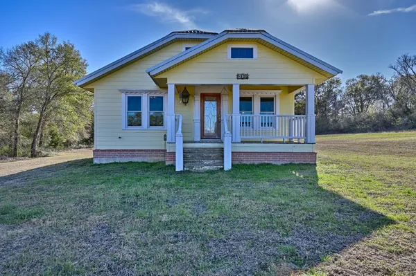 $525,000 | 1804 Farm To Market Road 109, New Ulm, TX 78950