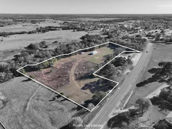 $525,000 | 1804 Farm To Market Road 109, New Ulm, TX 78950
