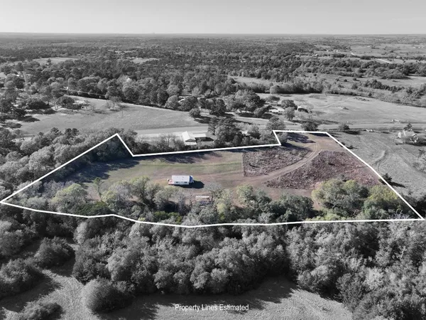 $525,000 | 1804 Farm To Market Road 109, New Ulm, TX 78950