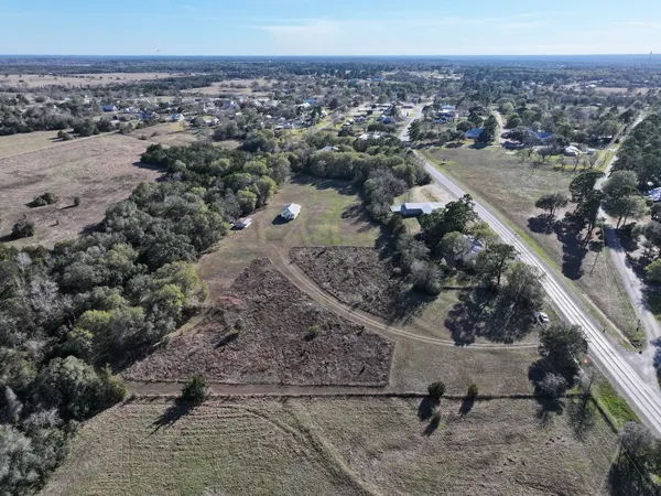 $525,000 | 1804 Farm To Market Road 109, New Ulm, TX 78950