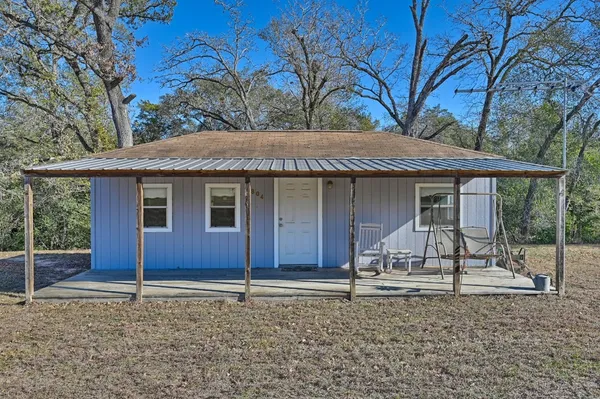$525,000 | 1804 Farm To Market Road 109, New Ulm, TX 78950