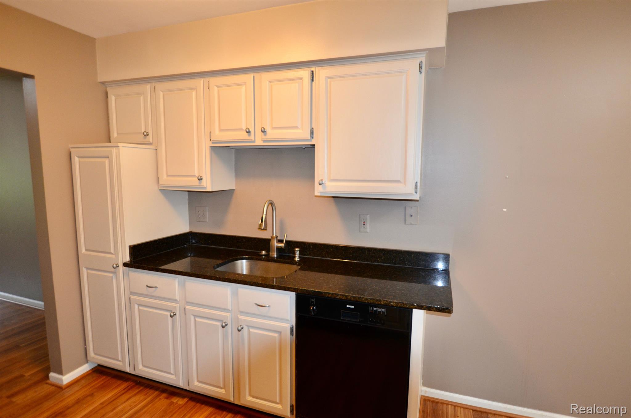 986 Wexford Way Rochester, MI 48307 - Photo 11 of 15 Gallery Image 11