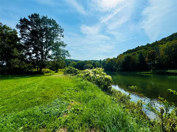 $590,000 | 10-48 Evans Road, Hancock, NY 13783