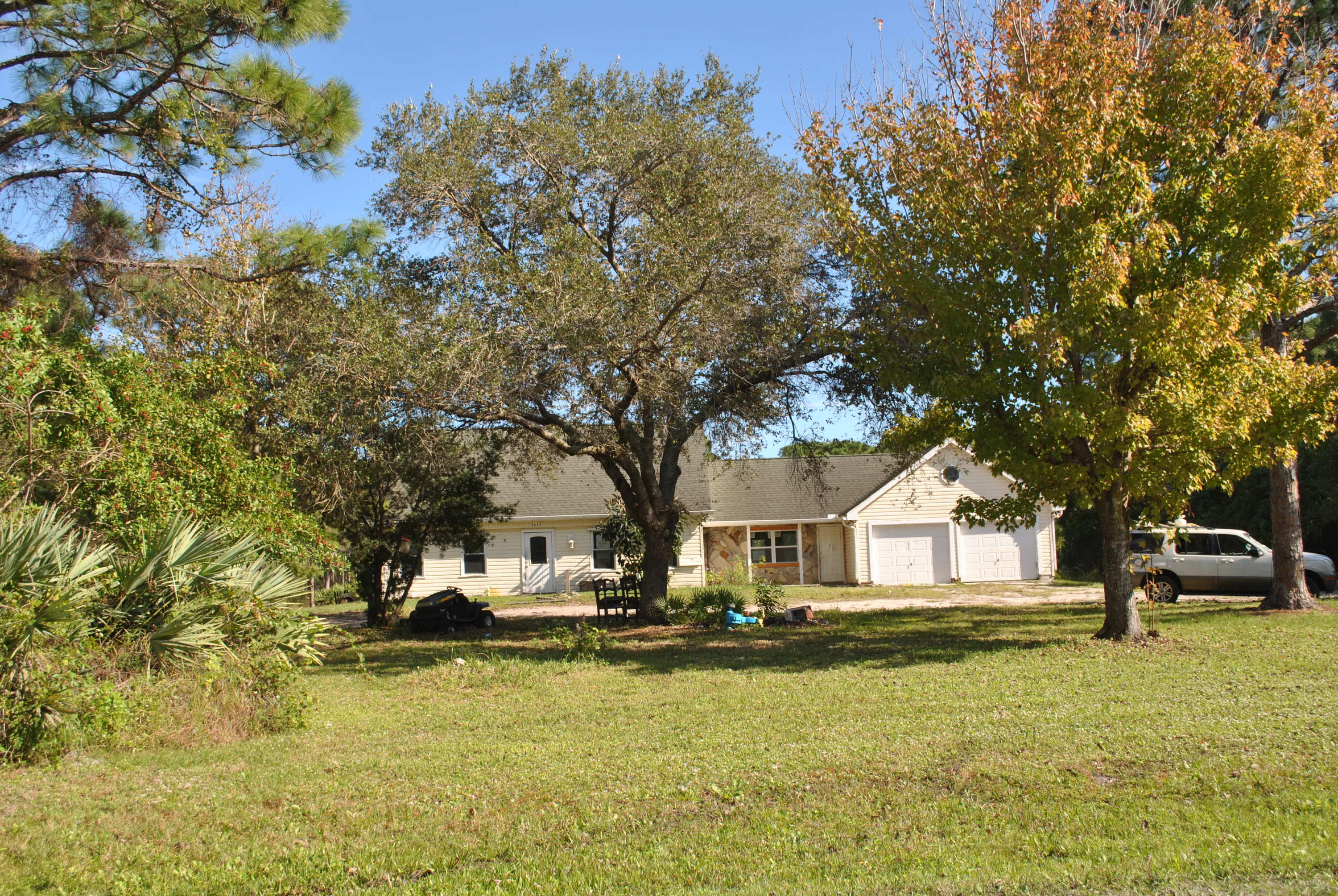 2439 Dyer Road Fort Pierce, FL 34952 - Photo 6 of 8 DSC_5710