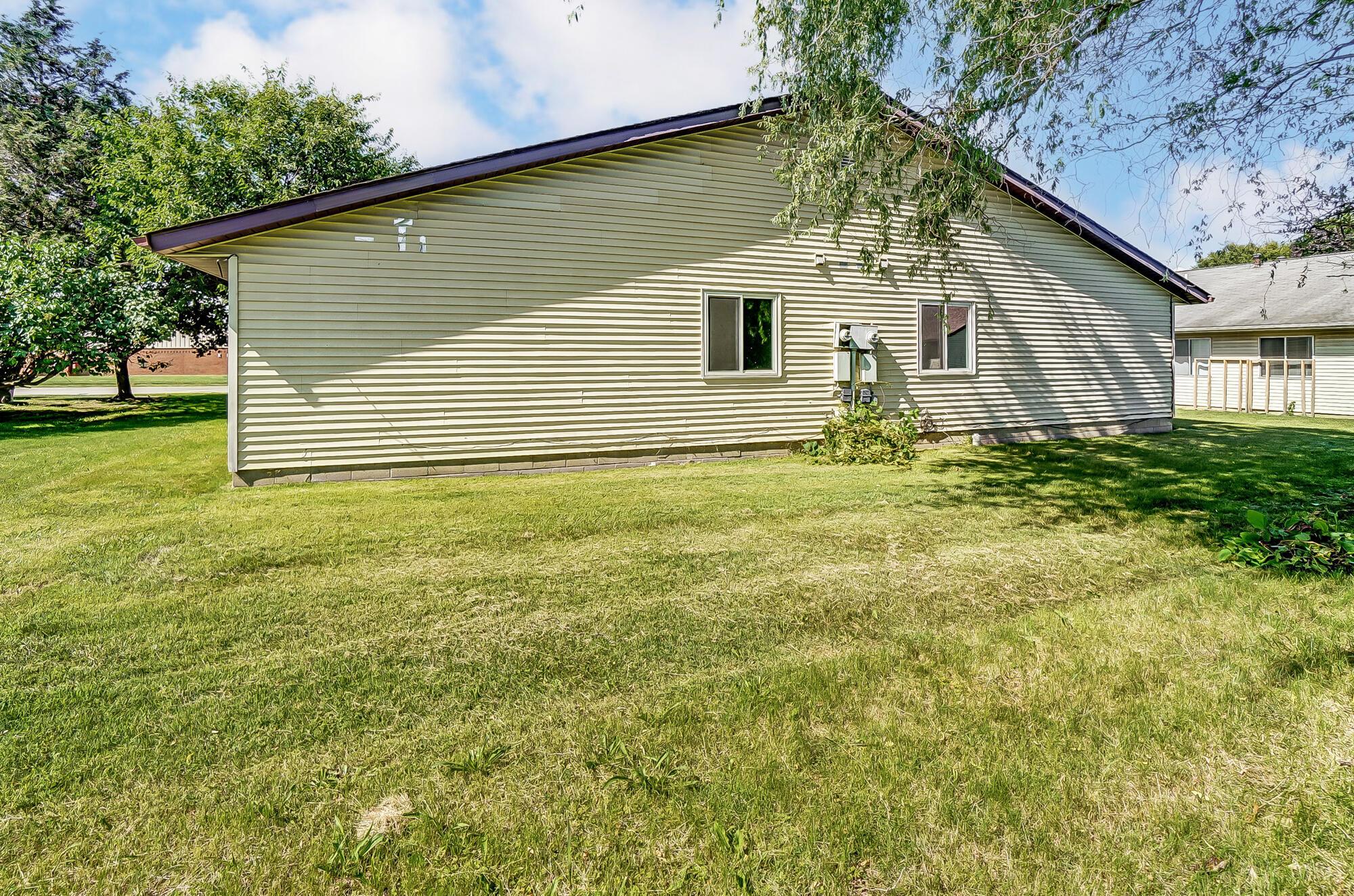 2711 Home Road Grove City, OH 43123 - Photo 11 of 48 046