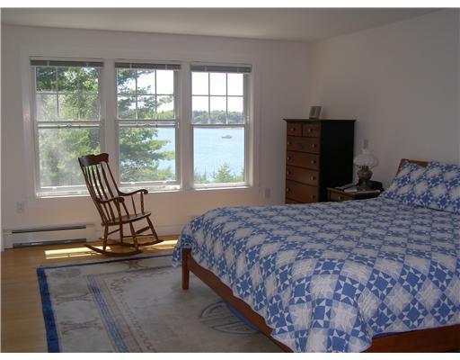 29 Indian Hill Road Boothbay, ME 04537 - Photo 13 of 19 Master Bedroom.