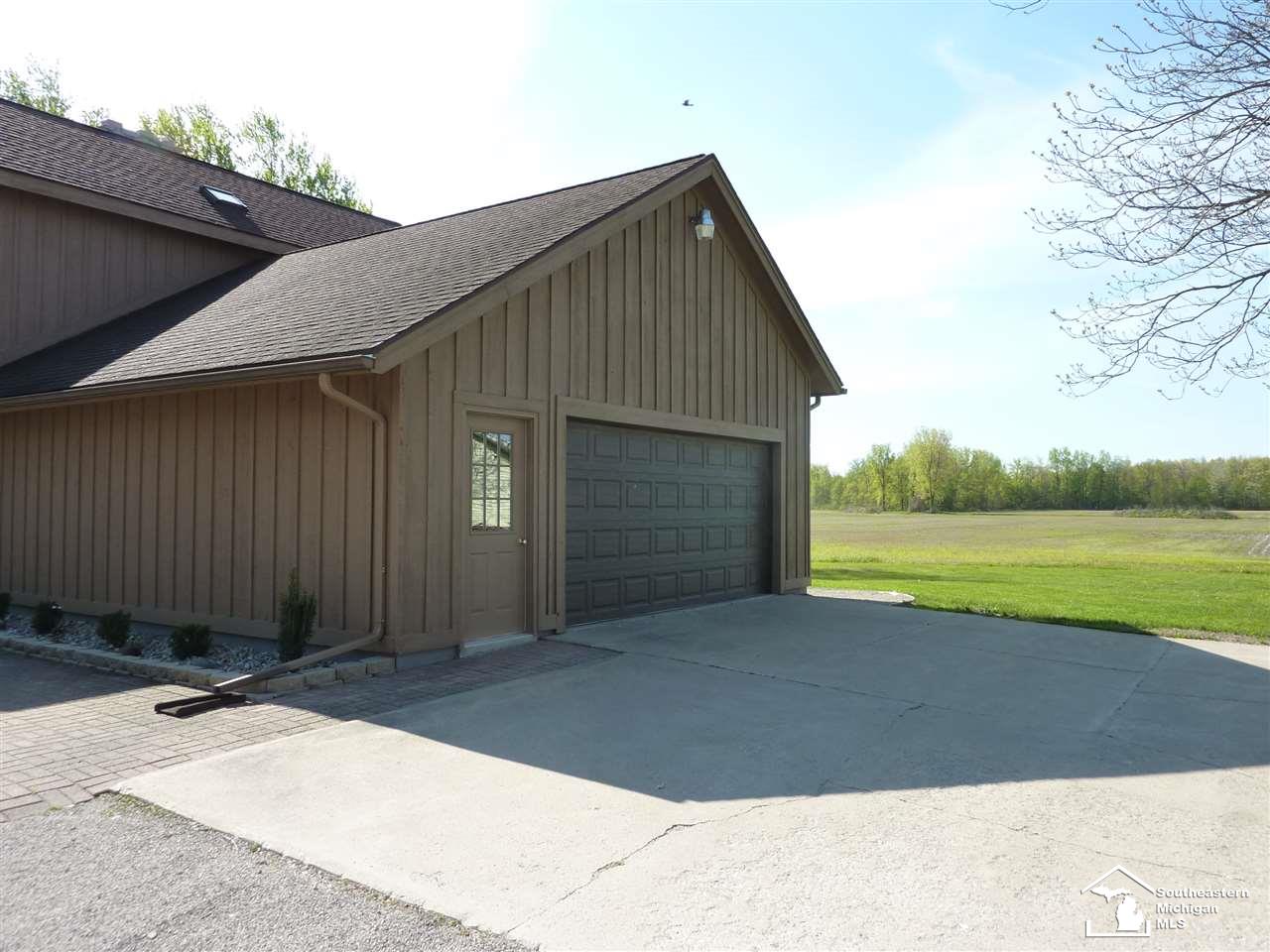 16311 Todd Road Petersburg, MI 49270 - Photo 28 of 29 31380245-27.JPG