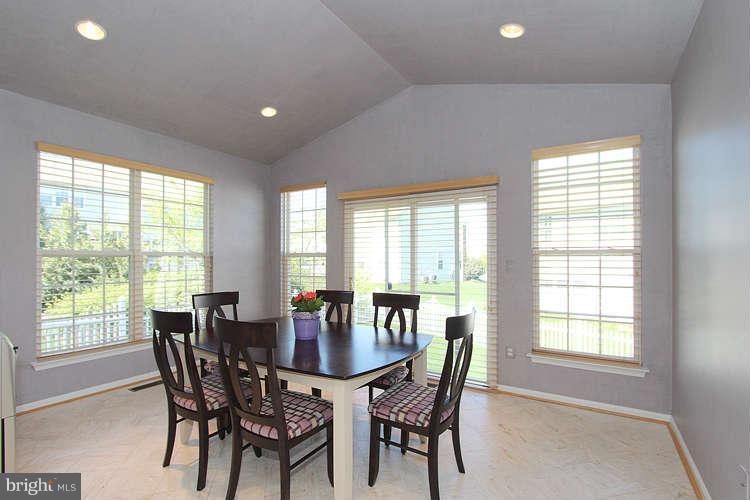 14205 Golden Hook Road Boyds, MD 20841 - Photo 12 of 26 Interior (General)