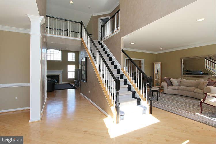 14205 Golden Hook Road Boyds, MD 20841 - Photo 4 of 26 Interior (General)