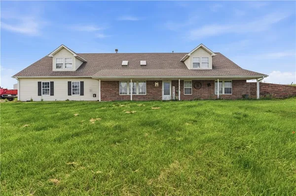 $625,000 | 11449 Starr School Road, Odessa, MO 64076