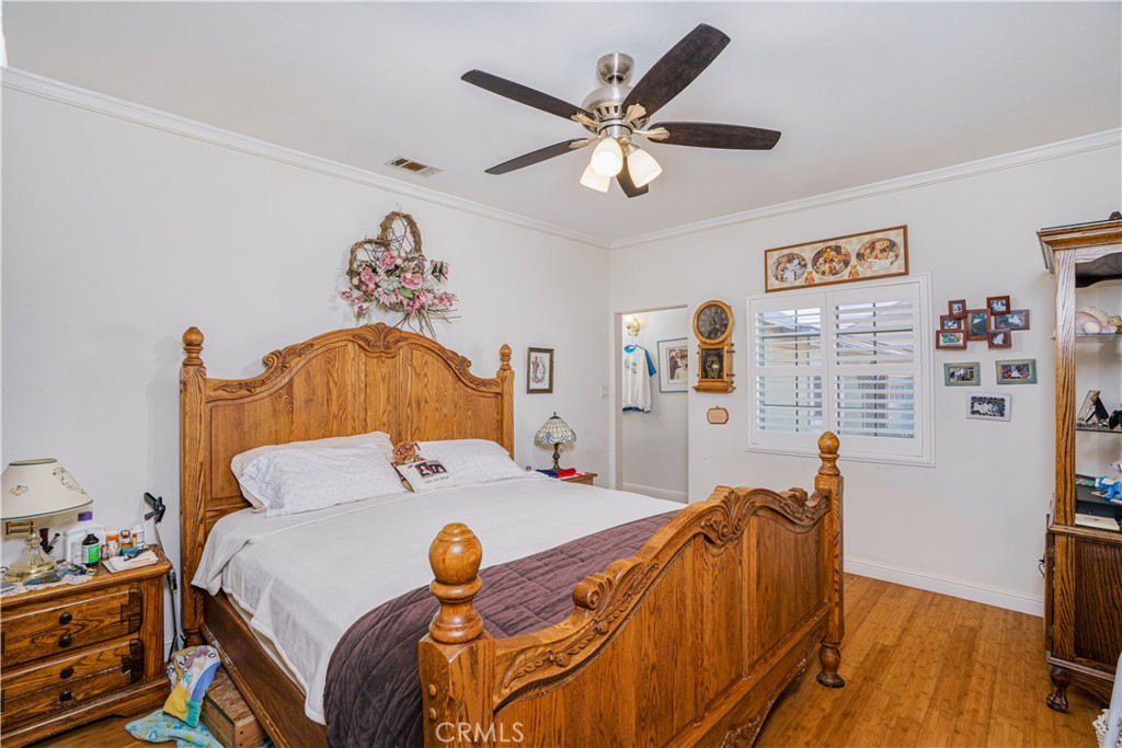 150 Pinal Avenue Santa Maria, CA 93455 - Photo 26 of 36 a living room with furniture and a flat screen tv