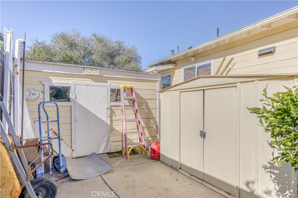 150 Pinal Avenue Santa Maria, CA 93455 - Photo 36 of 36 a view of a house with entryway and potted plants