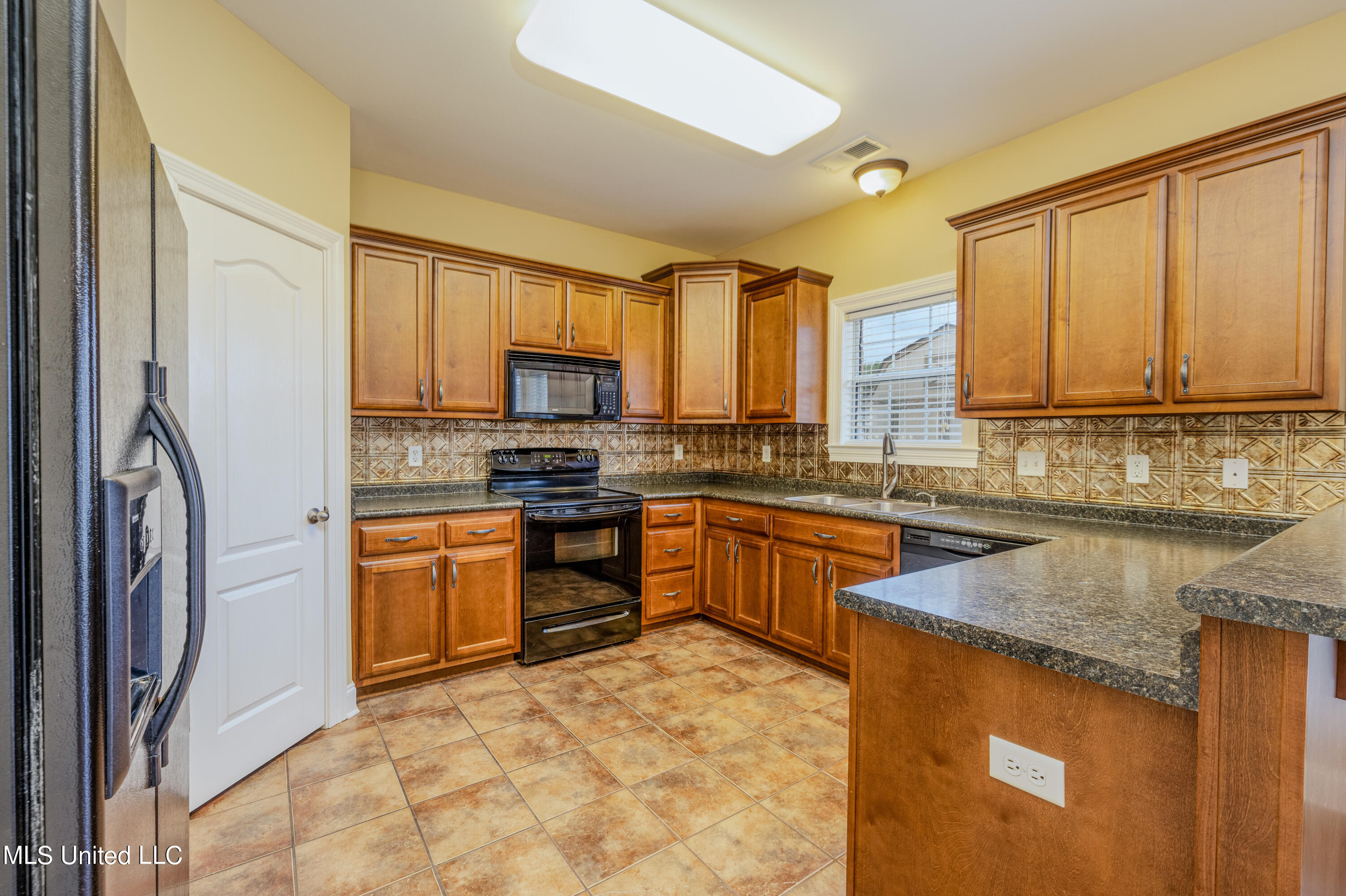 1296 Holly Springs Road Hernando, MS 38632 - Photo 11 of 47 holly springs-25