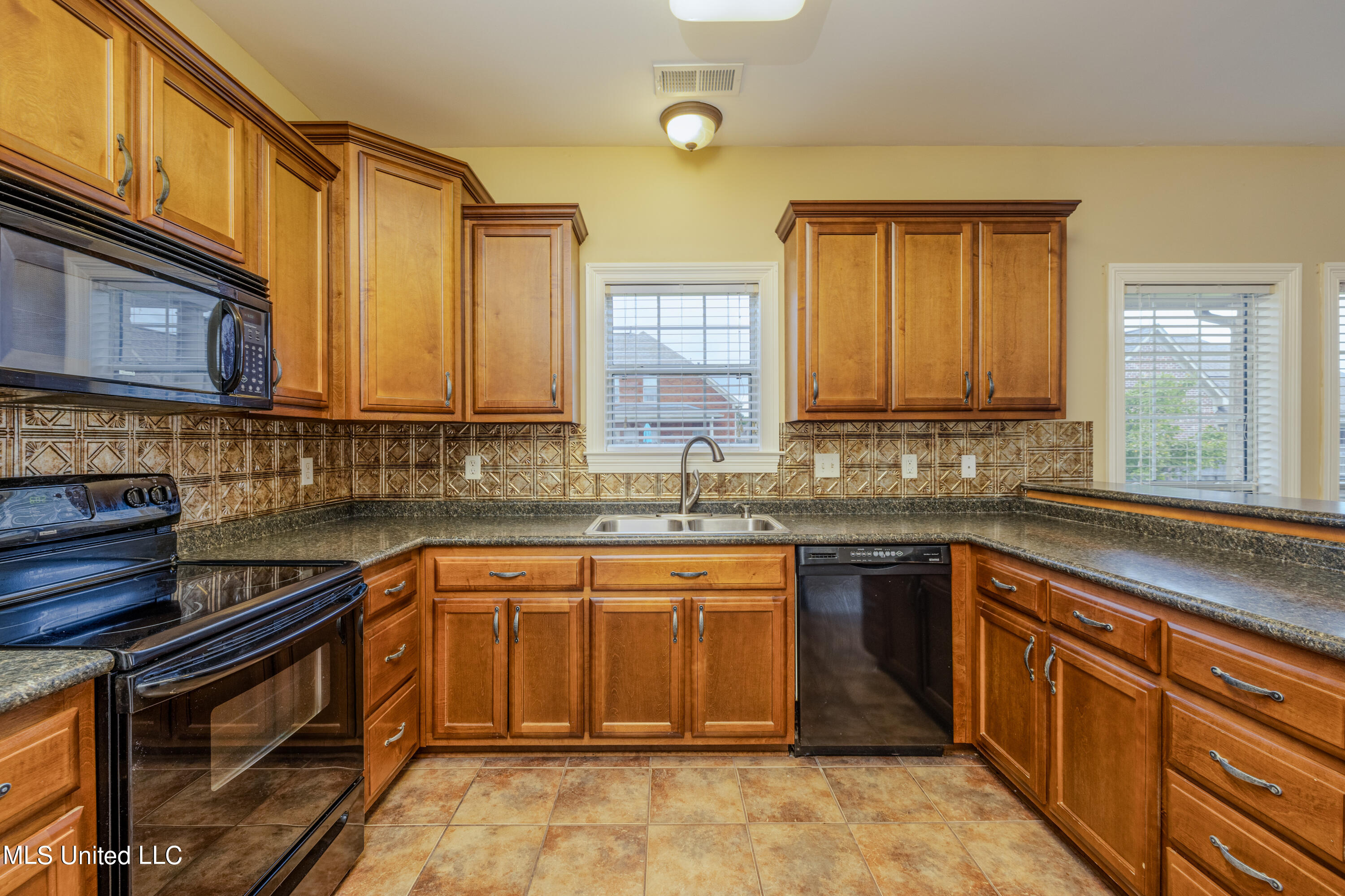 1296 Holly Springs Road Hernando, MS 38632 - Photo 12 of 47 holly springs-26