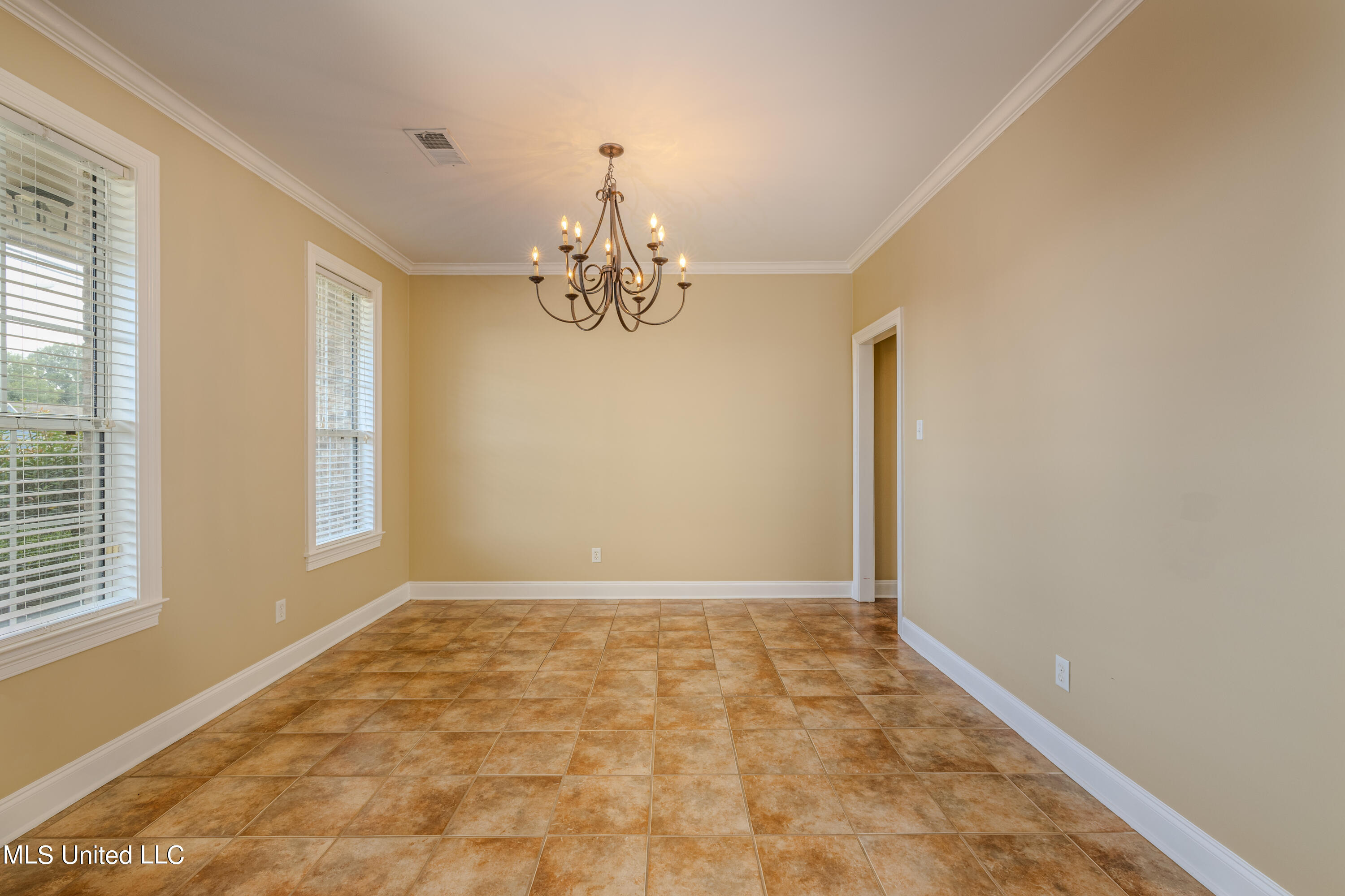 1296 Holly Springs Road Hernando, MS 38632 - Photo 9 of 47 holly springs-19