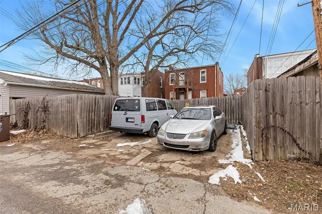 $240,000 | 738 Dover Place, St. Louis, MO 63111