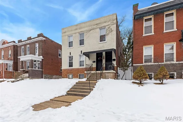 $240,000 | 738 Dover Place, St. Louis, MO 63111