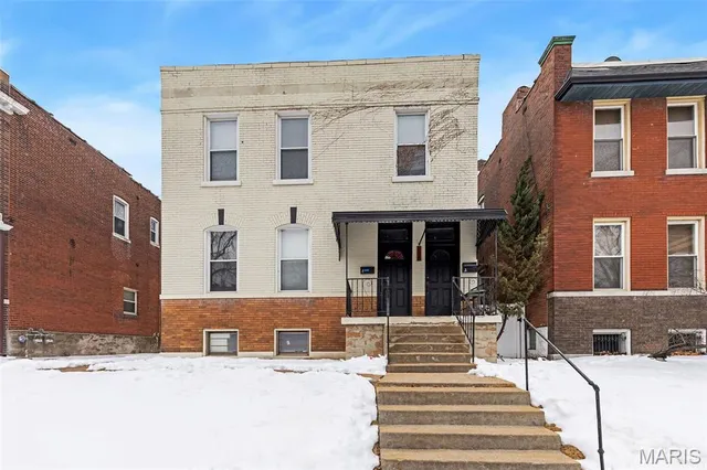 $240,000 | 738 Dover Place, St. Louis, MO 63111