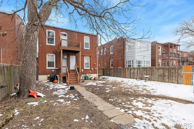 $240,000 | 738 Dover Place, St. Louis, MO 63111